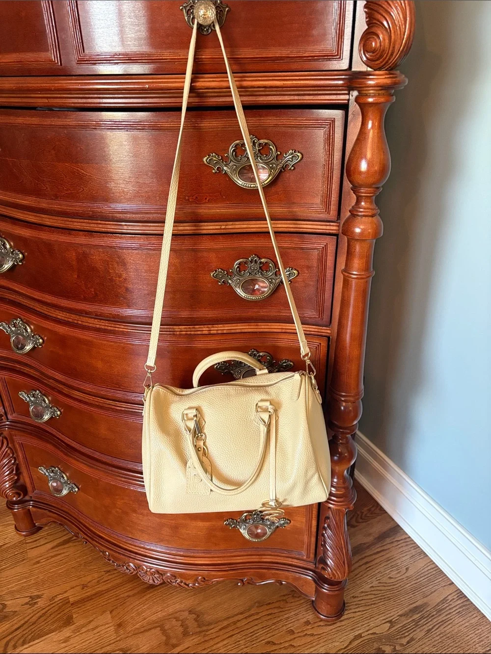 Classic Cream Leather Handbag with Removable Strap